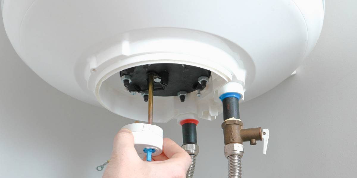 Termoacumulador com pouca pressão